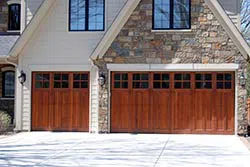 Garage Door And Opener Repairs Lockhart, TX 512-763-0611 - custom-side